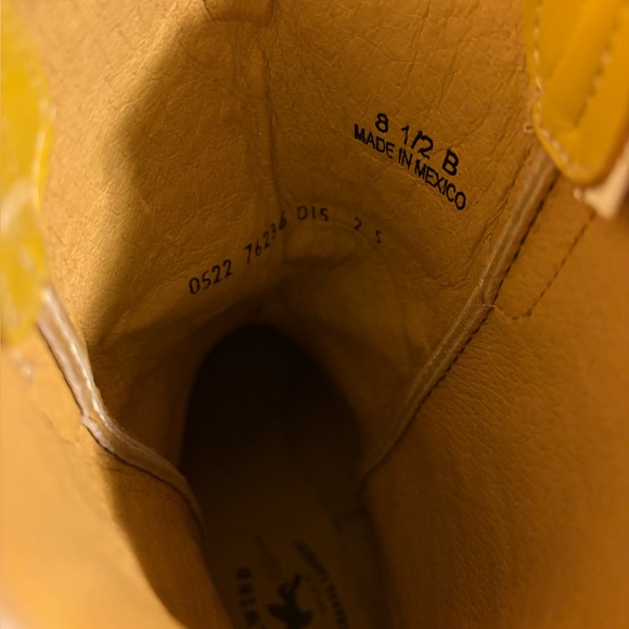 Idyllwind Yellow Heeled Western Boots - Picture 6 of 11